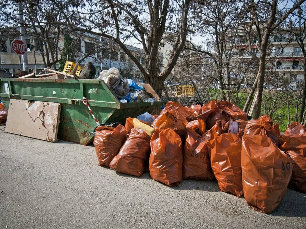 Круглосуточный вывоз мусора в Москве в октябре
