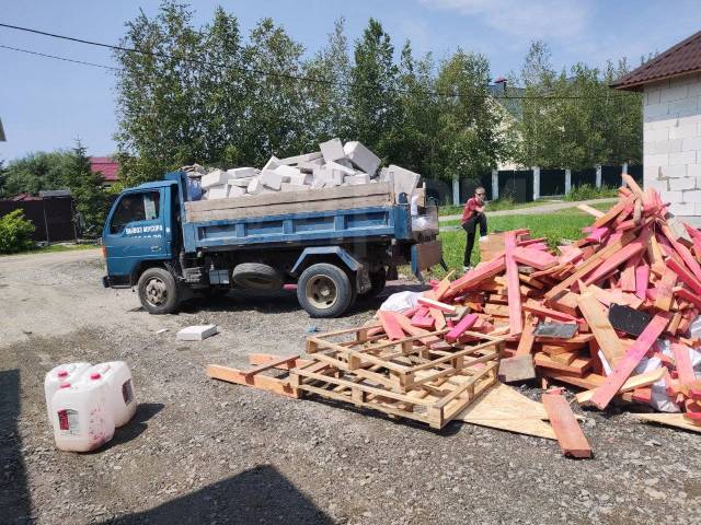 Вывоз мусора с чердака в Москве в октябре
