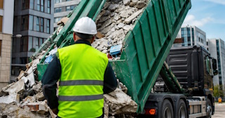 Вывоз строительного мусора в Москве: услуги лицензированной компании — ПроМусор
